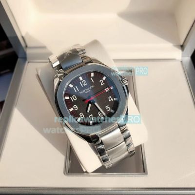 Replica Patek Philippe Aquanaut 5167A Grey Dial Red Second Watch 40MM